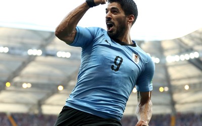 绿茵体育独家-B席这脚射门被扑出